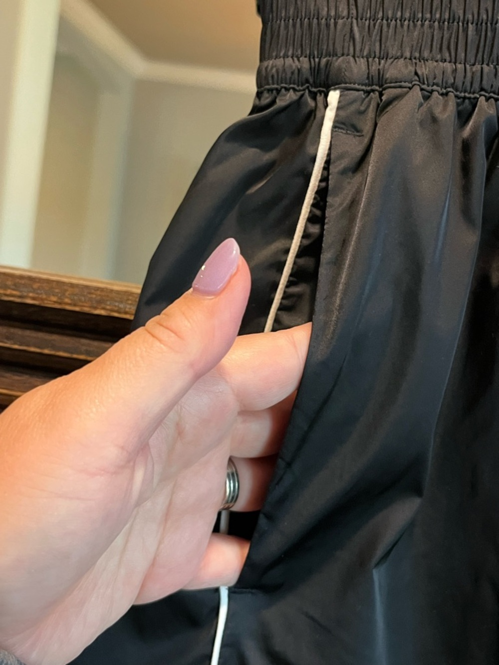 Lululemon Black Stretch Satin Nylon Super-High-RiseShort 5" Size Small - Picture 4 of 11